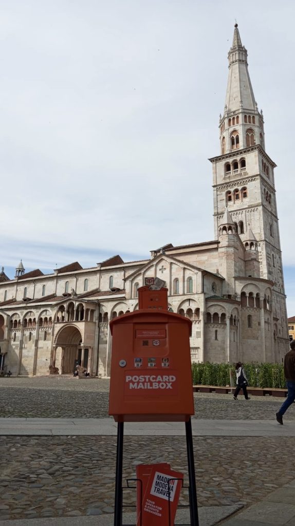 bf555287-9d70-4e0f-9704-eae566f5a9e5